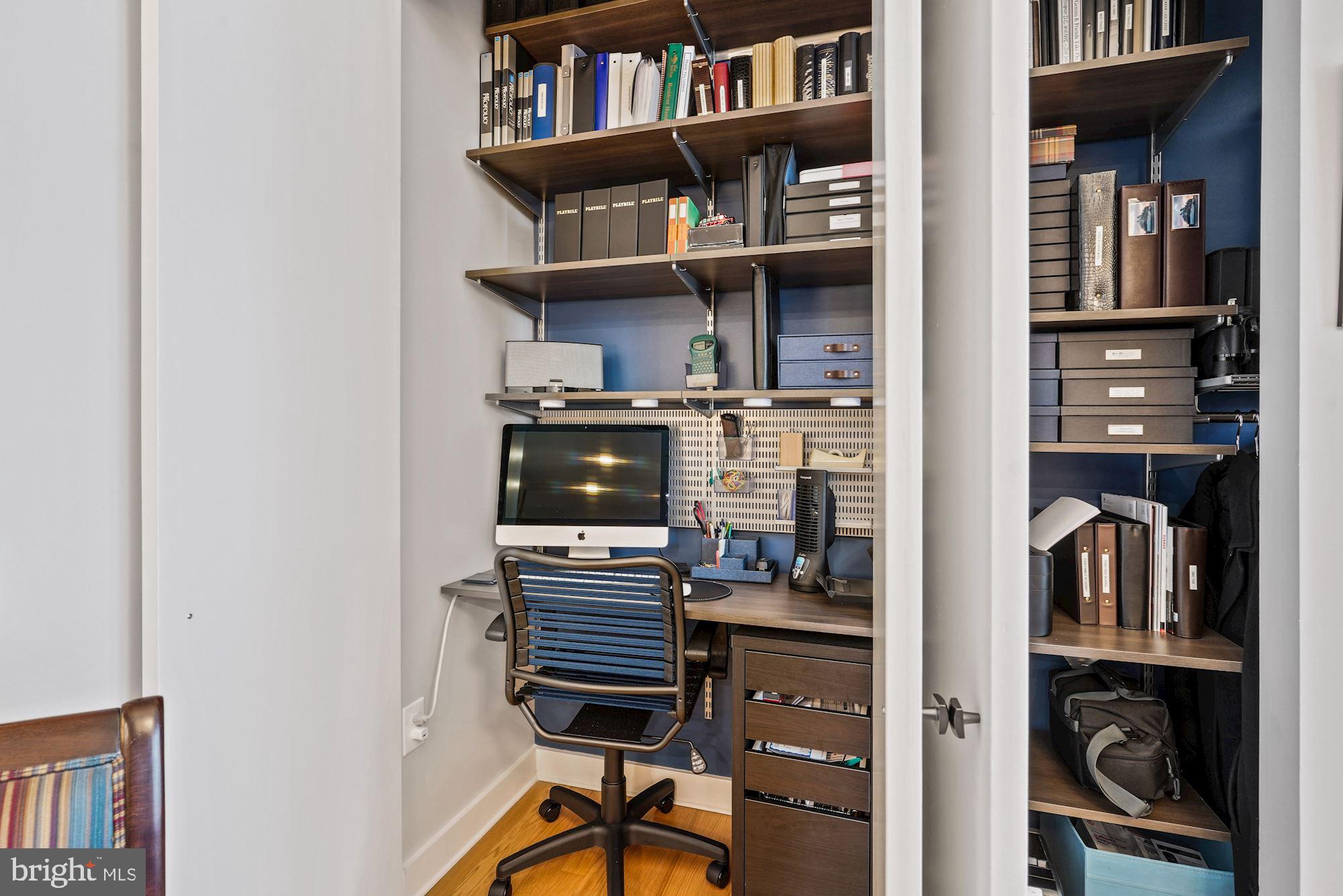 675 E Street Northwest, Unit 350 Washington, DC 20004 - Photo 14 of 23 Custom Elfa