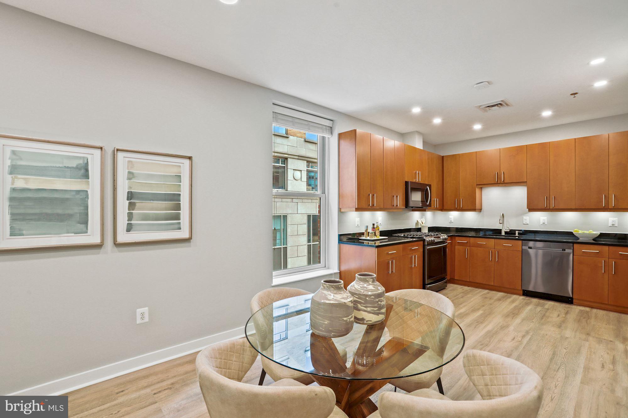 675 E Street Northwest, Unit 350 Washington, DC 20004 - Photo 8 of 23 Dining Area