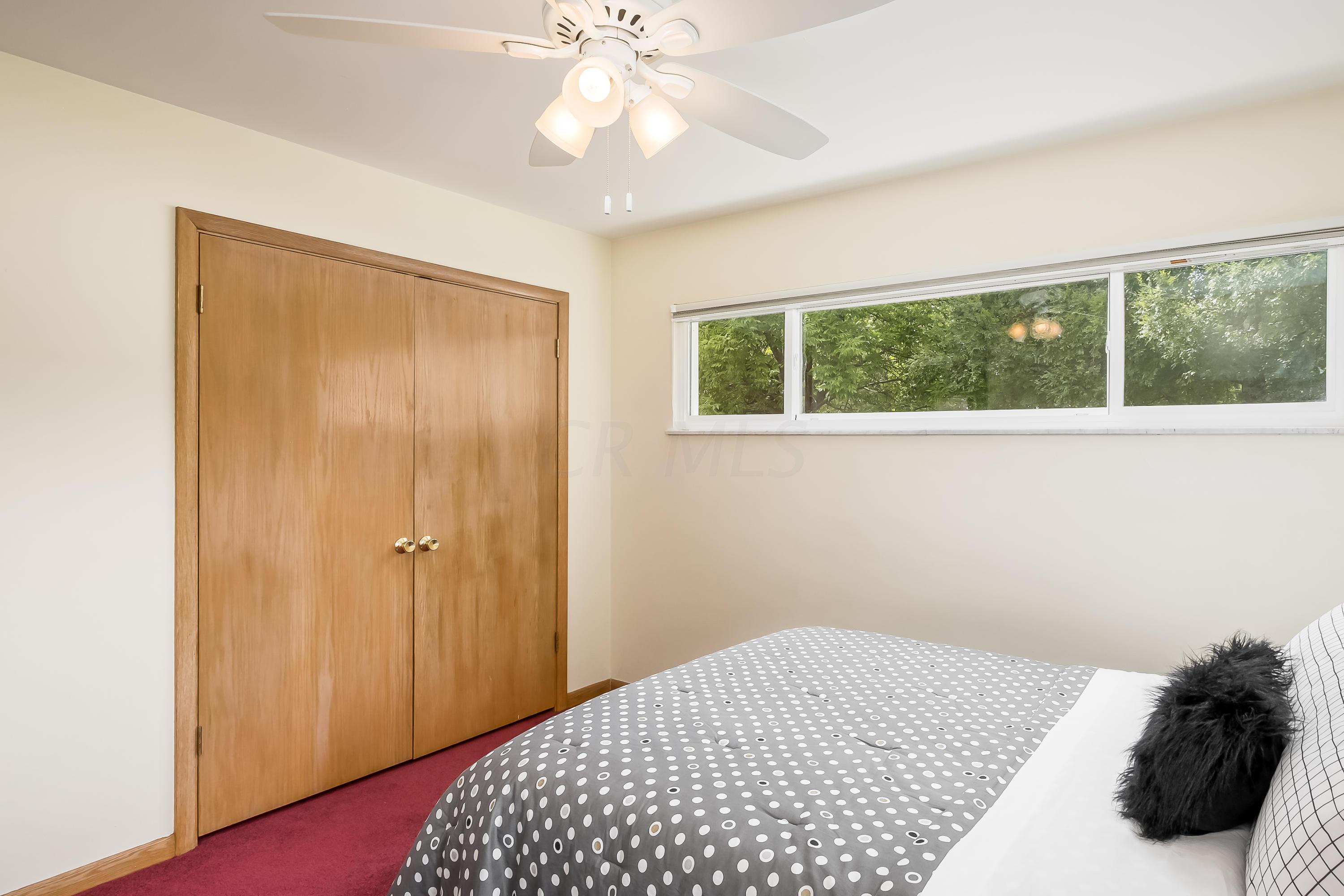 3030 Sudbury Road Columbus, OH 43221 - Photo 30 of 71