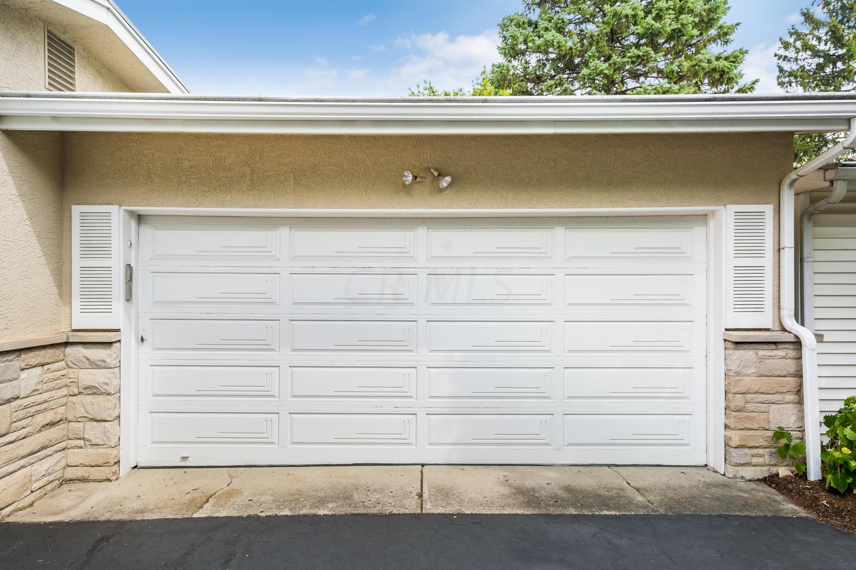 3030 Sudbury Road Columbus, OH 43221 - Photo 68 of 71