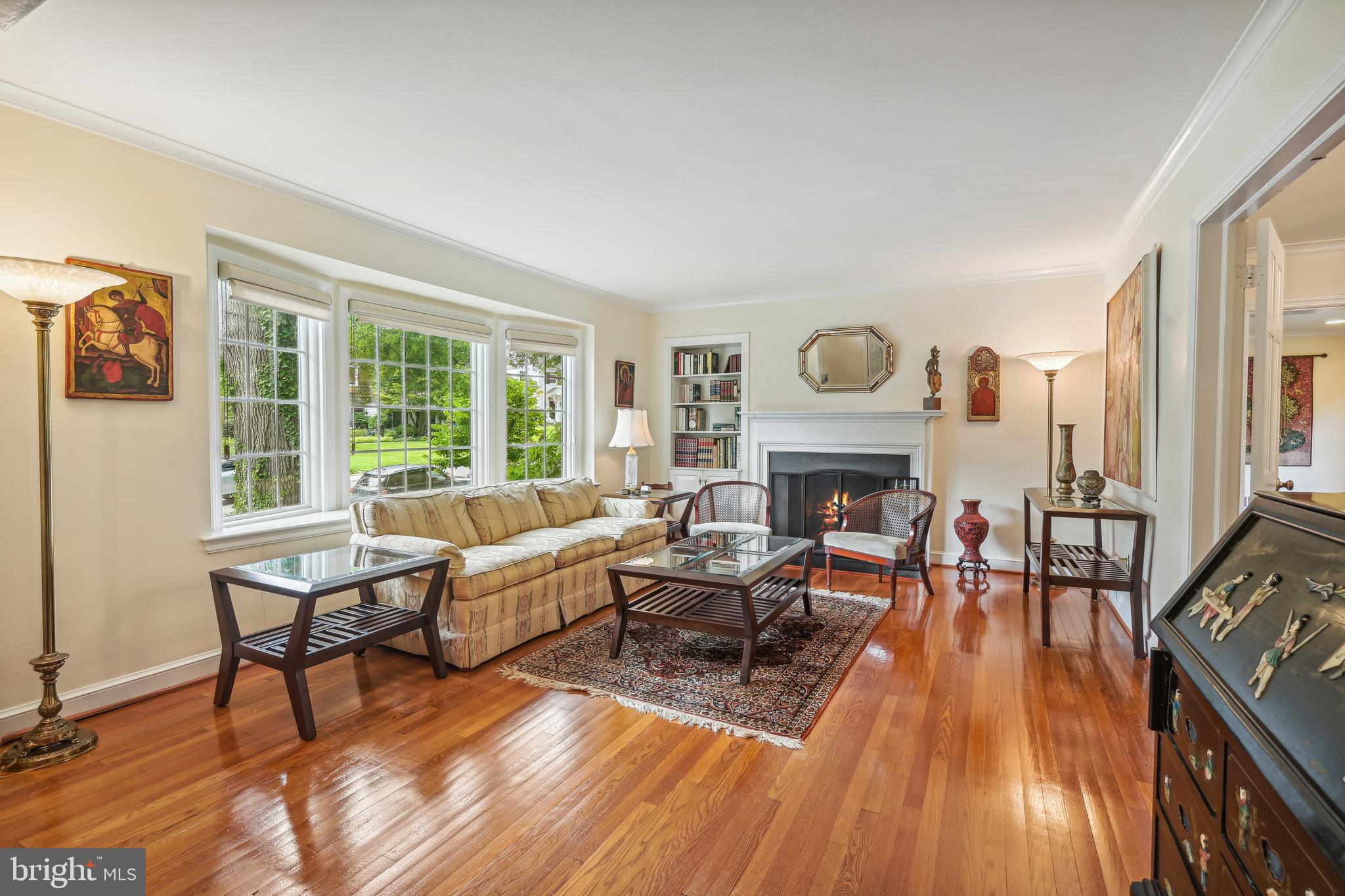 5703 Overlea Road Bethesda, MD 20816 - Photo 4 of 37