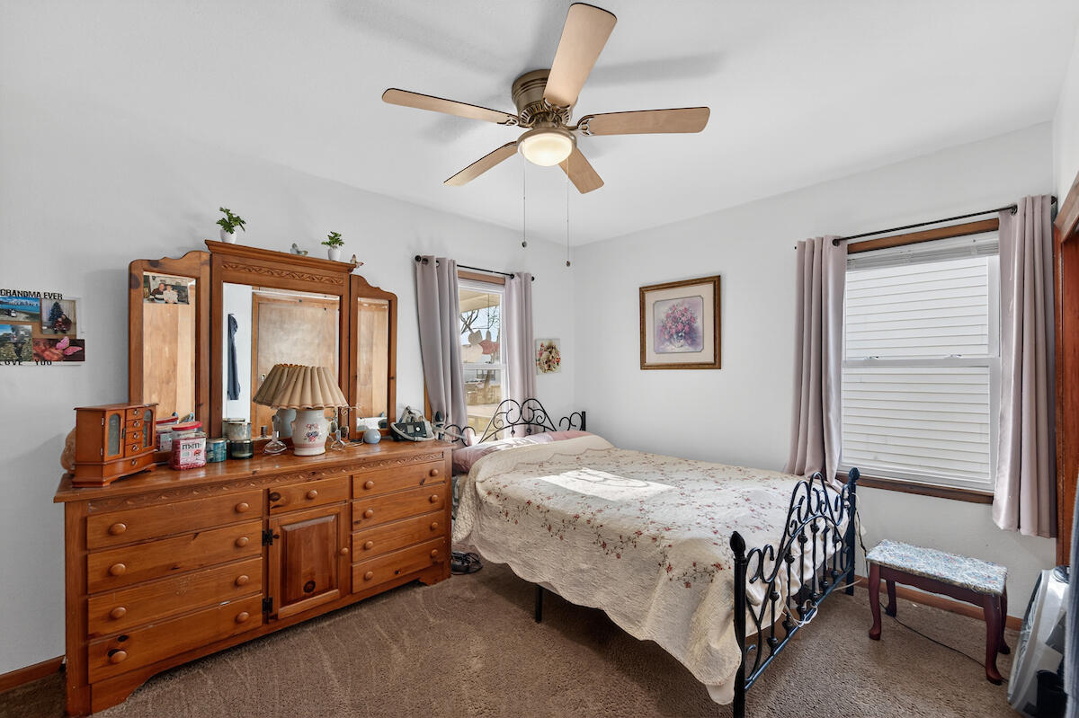 2600 Arthur Avenue Racine, WI 53405 - Photo 11 of 20 Bedroom 1