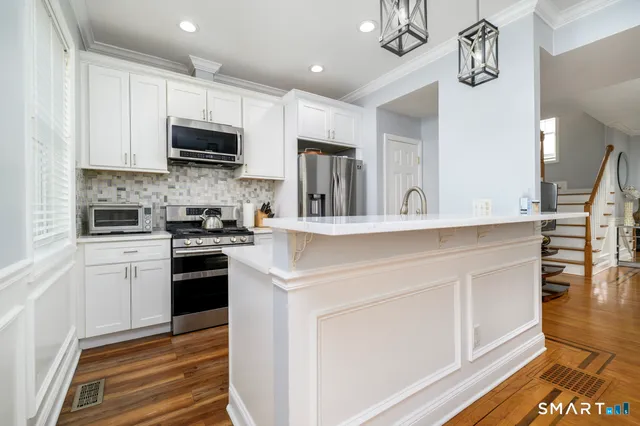 $599,000 | 34 Ferris Avenue, Unit A2, Norwalk, CT 06854