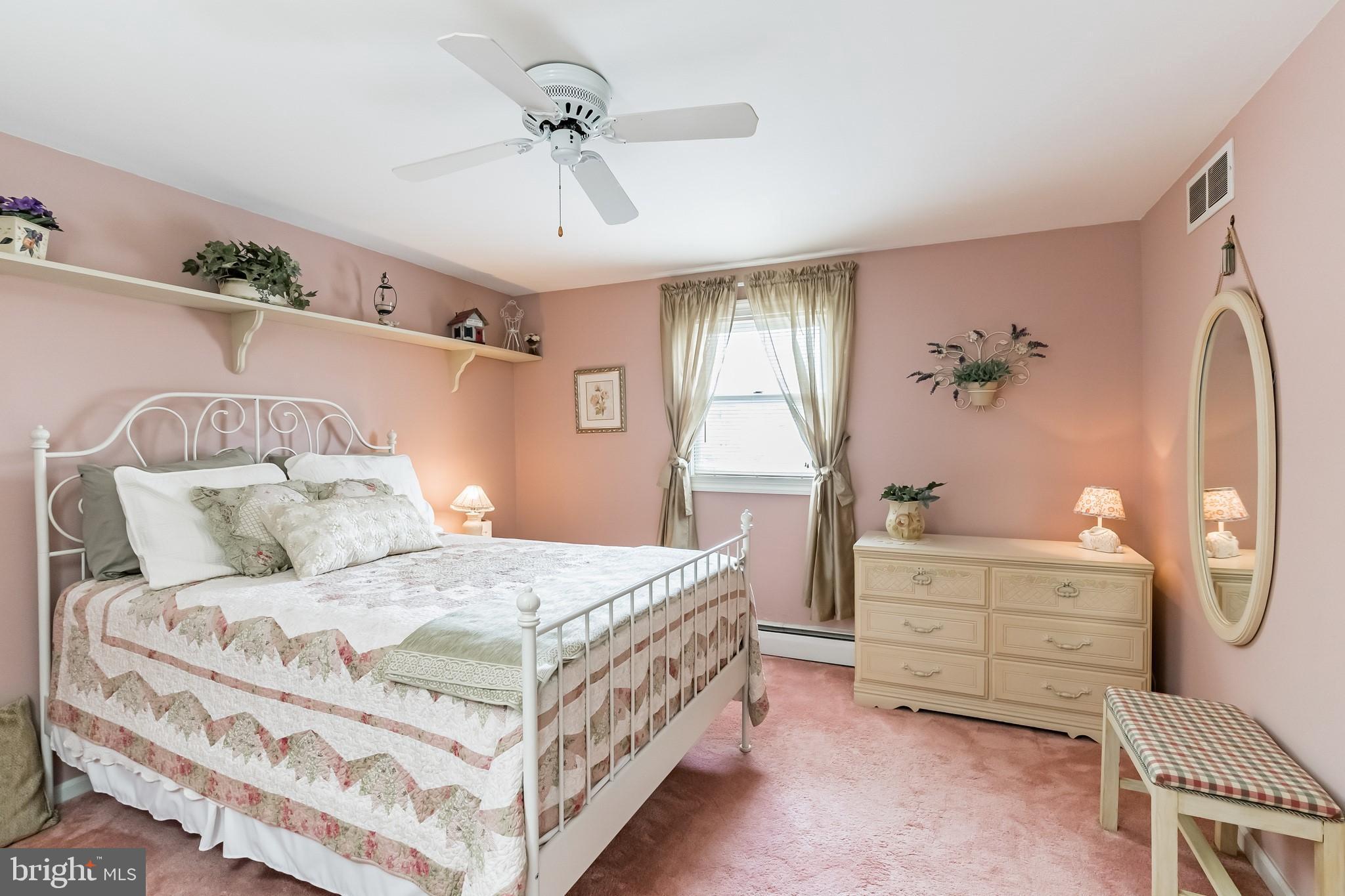 130 Iris Road Warminster, PA 18974 - Photo 21 of 29 Gallery Image 21