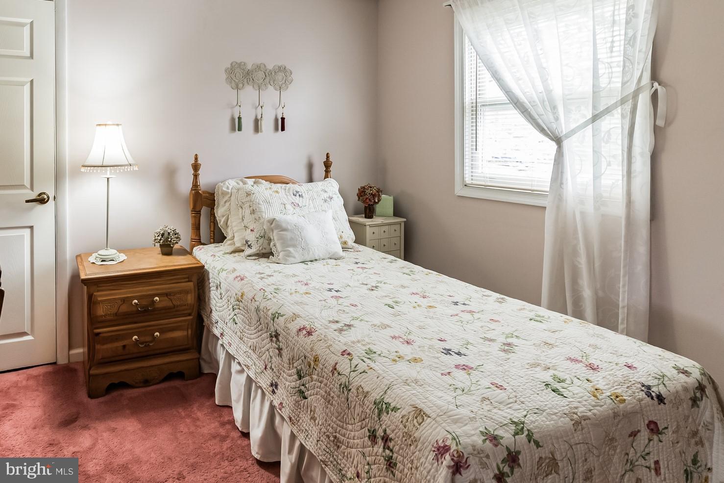 130 Iris Road Warminster, PA 18974 - Photo 22 of 29 Gallery Image 22