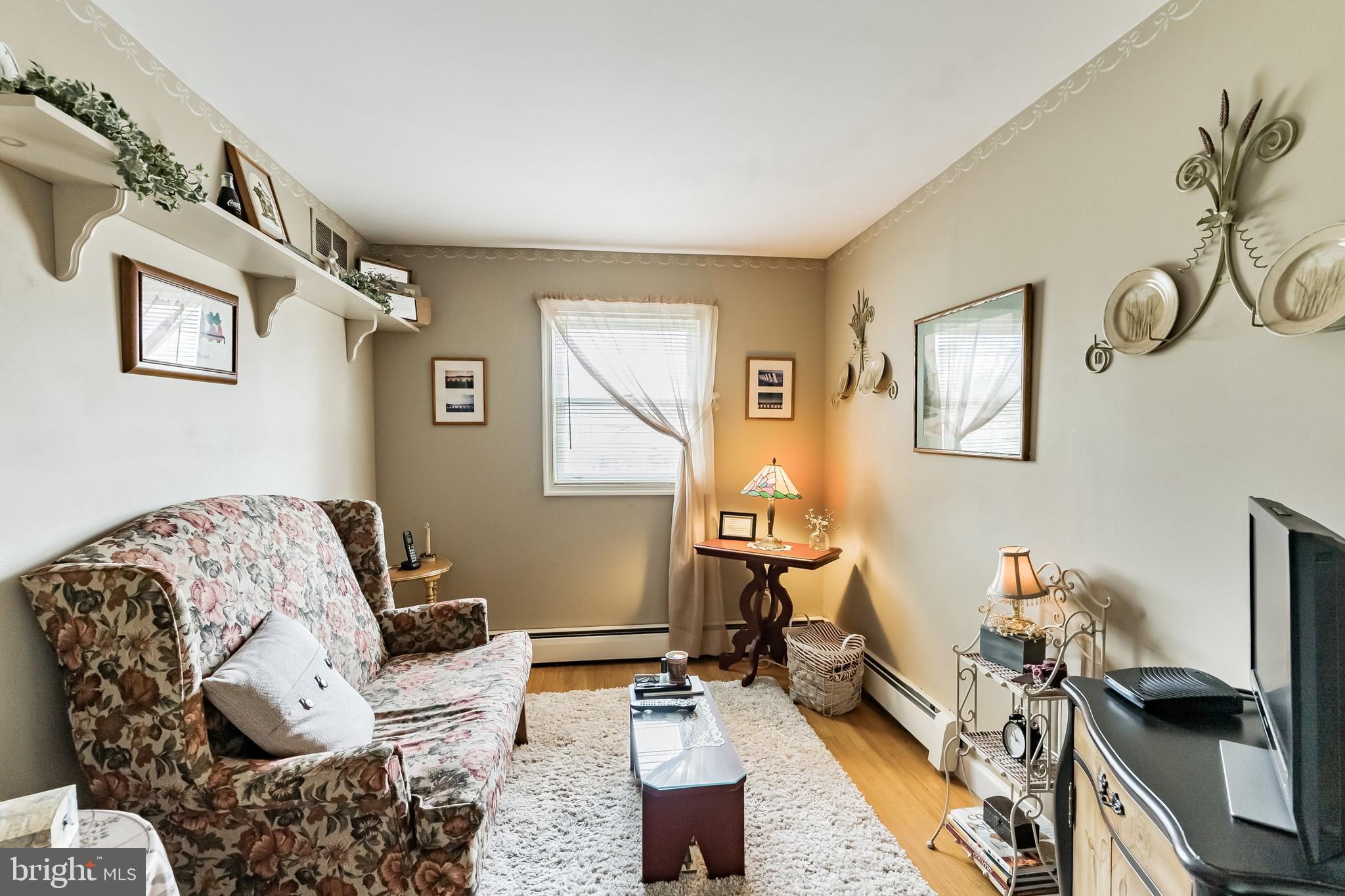 130 Iris Road Warminster, PA 18974 - Photo 23 of 29 Gallery Image 23