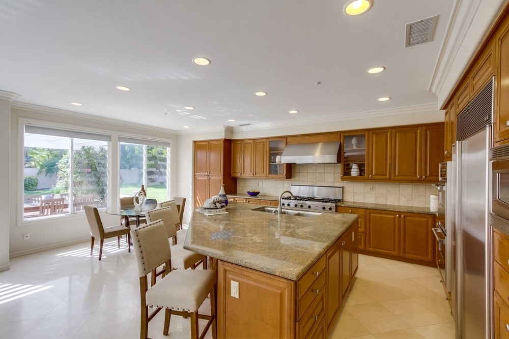 6863 Farms View Court Rancho Santa Fe, CA 92067 - Photo 12 of 25