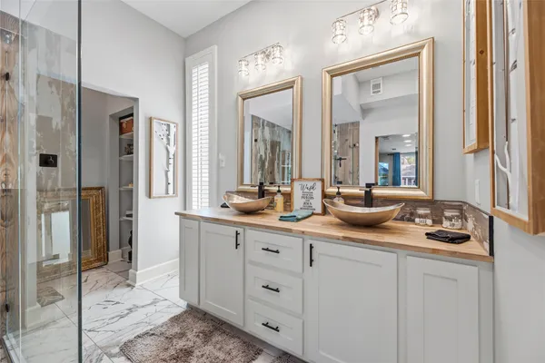 $849,000 | 800 Northwood Drive, Point Blank, TX 77364