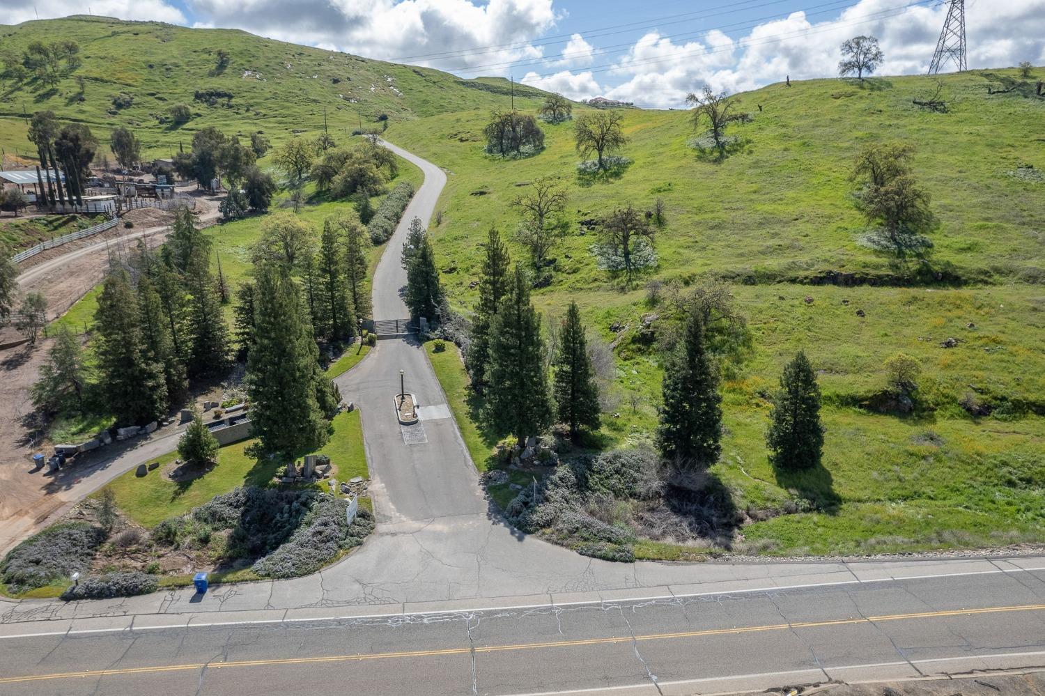 1 Summit Mountain Road Clovis, CA 93619 - Photo 7 of 13 a view of a lake