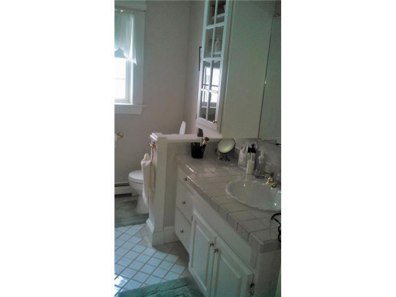 201 Cottage Road Millinocket, ME 04462 - Photo 20 of 34 Bathroom.