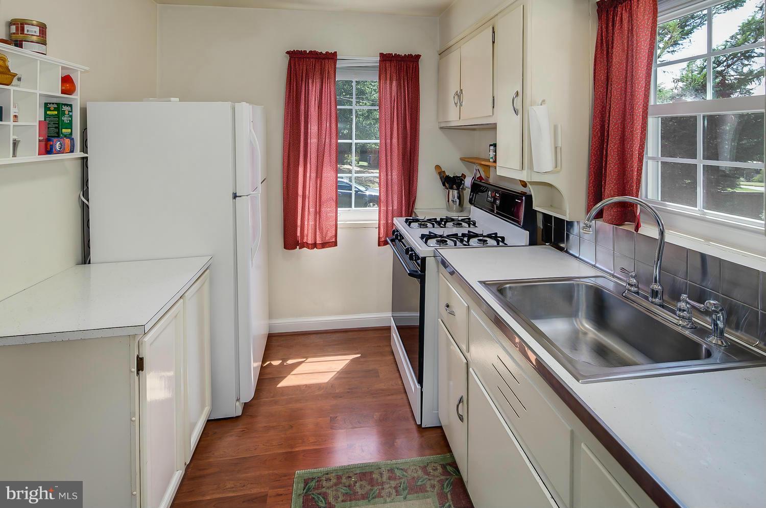 2717 Hardy Avenue Silver Spring, MD 20902 - Photo 8 of 30 Kitchen