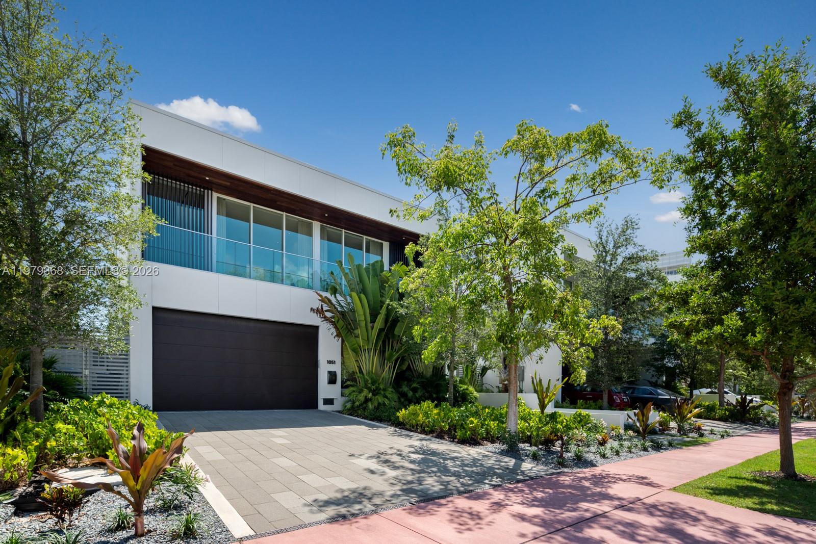 1051 West 8th Street, Unit 4 Miami, FL 33130 - Photo 4 of 53 Photo 4