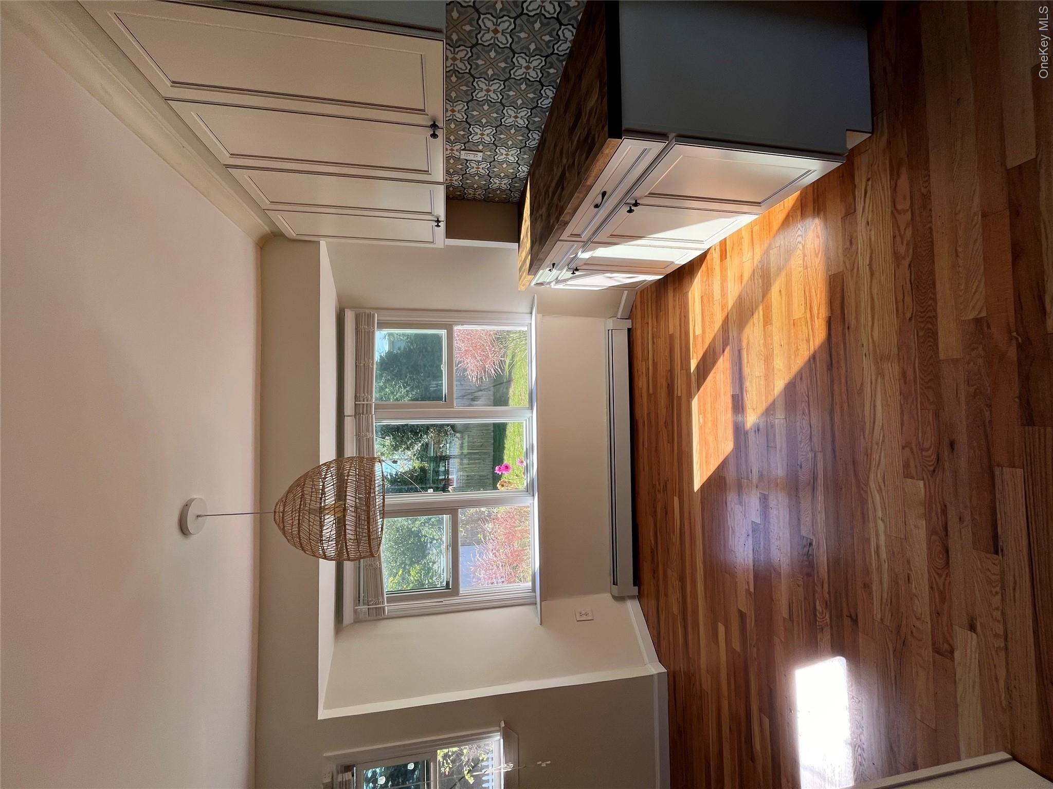 338 Carnation Road West Islip, NY 11795 - Photo 12 of 18