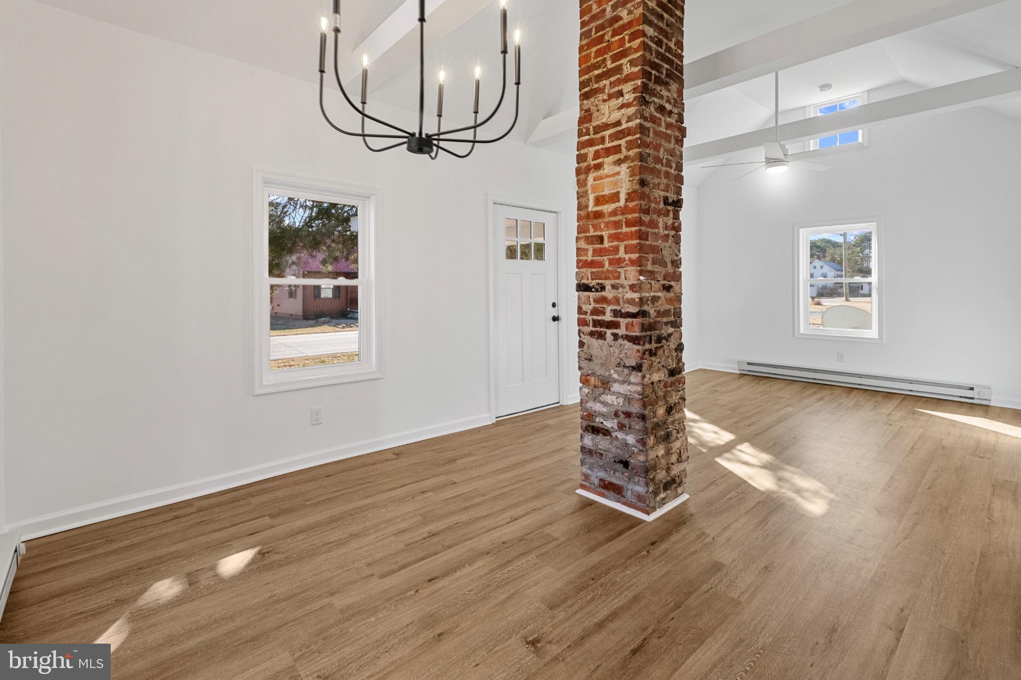 28276 Riverside Drive Salisbury, MD 21801 - Photo 3 of 24 Charming space with rustic brick accents.