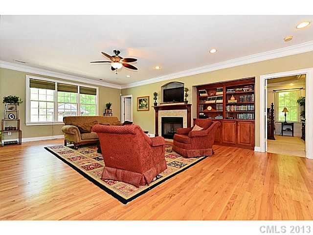 3466 Blue Jay Pass Fort Mill, SC 29708 - Photo 4 of 15 Gallery Image 4