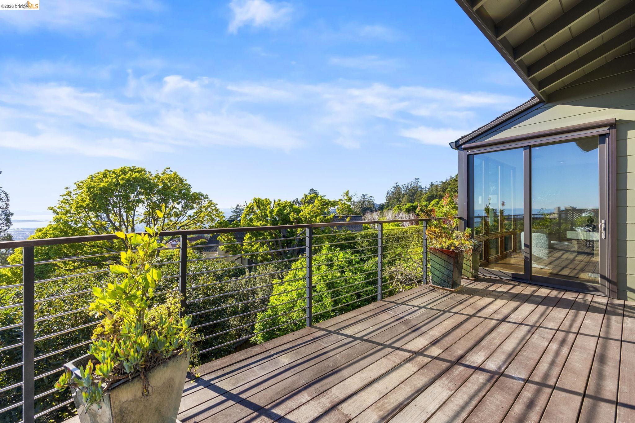 470 Spruce Street Berkeley, CA 94708 - Photo 18 of 59