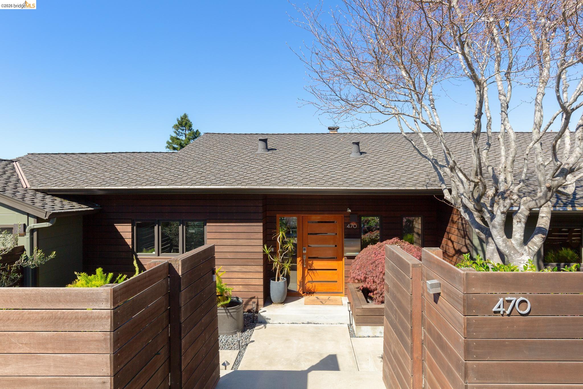 470 Spruce Street Berkeley, CA 94708 - Photo 4 of 59