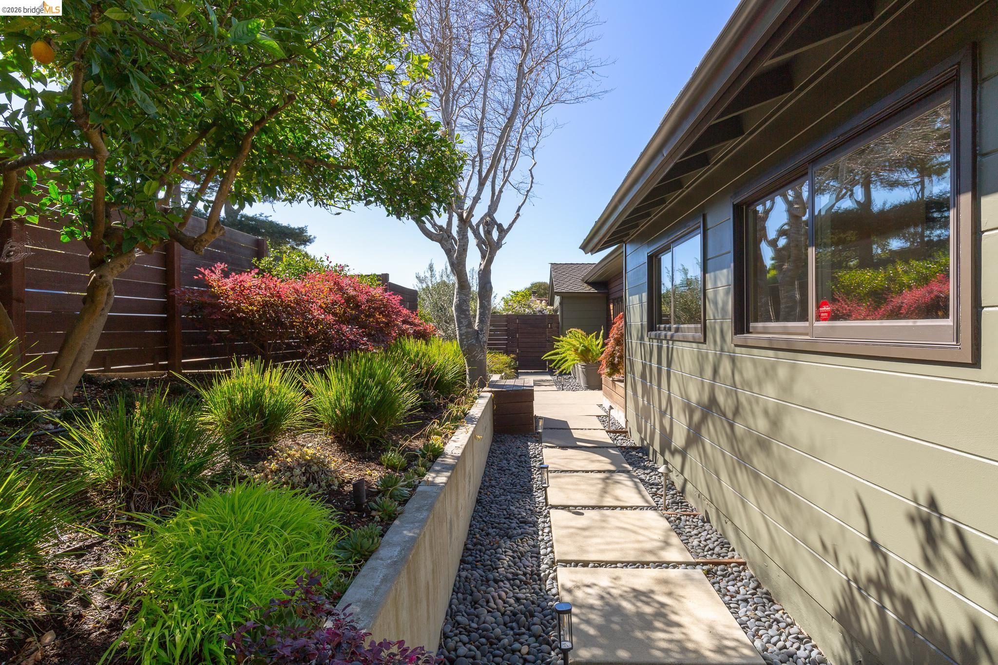 470 Spruce Street Berkeley, CA 94708 - Photo 50 of 59