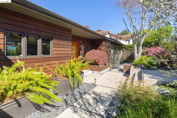 $2,480,000 | 470 Spruce Street, Berkeley, CA 94708