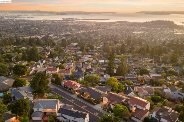 $2,480,000 | 470 Spruce Street, Berkeley, CA 94708