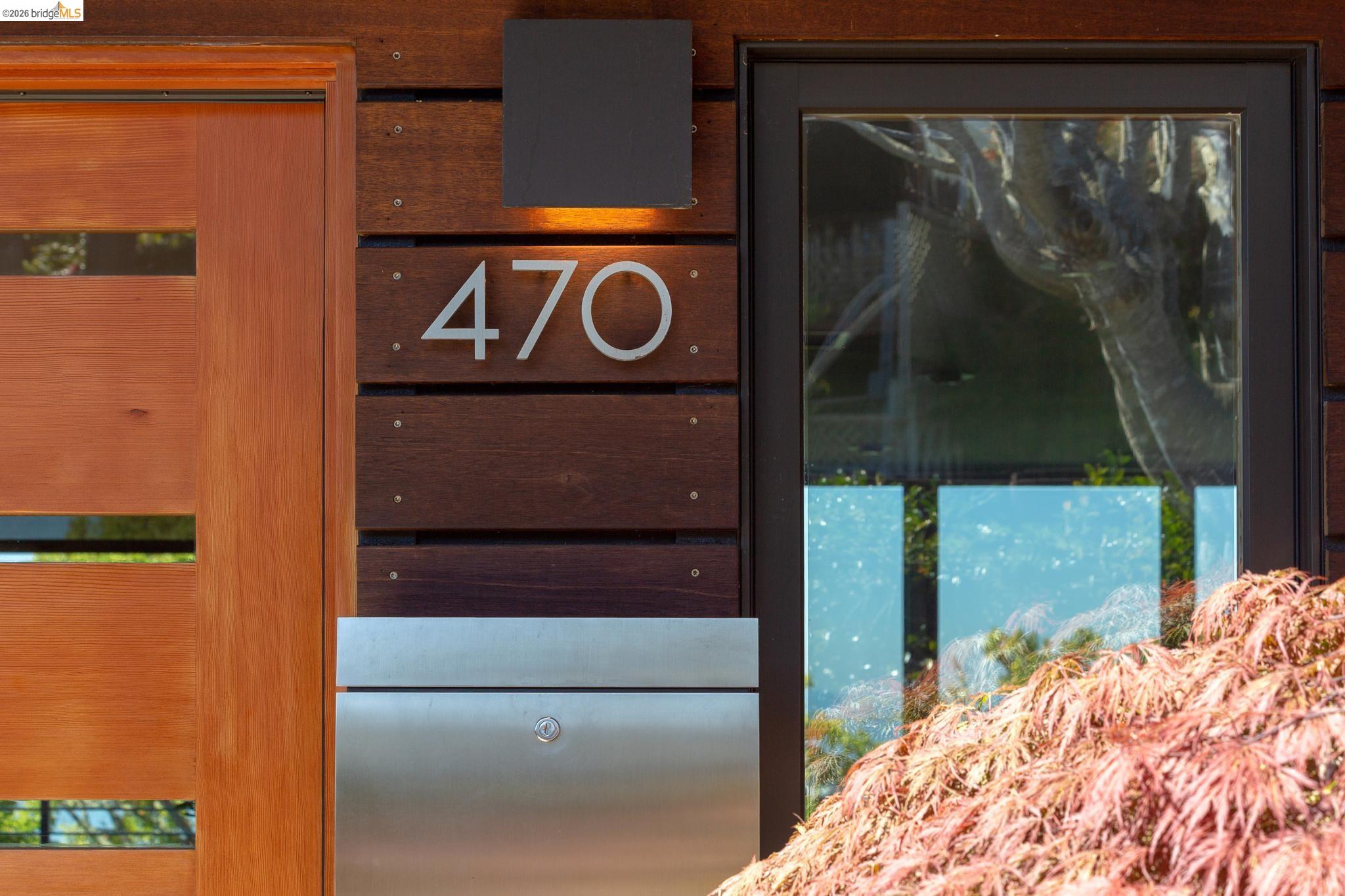 470 Spruce Street Berkeley, CA 94708 - Photo 6 of 59