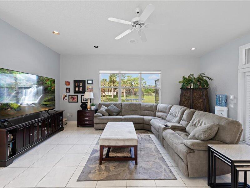 11333 Acme Road Wellington, FL 33414 - Photo 19 of 83 Family room