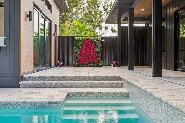 $12,000 | 708 West Kentucky Avenue, Tampa, FL 33603