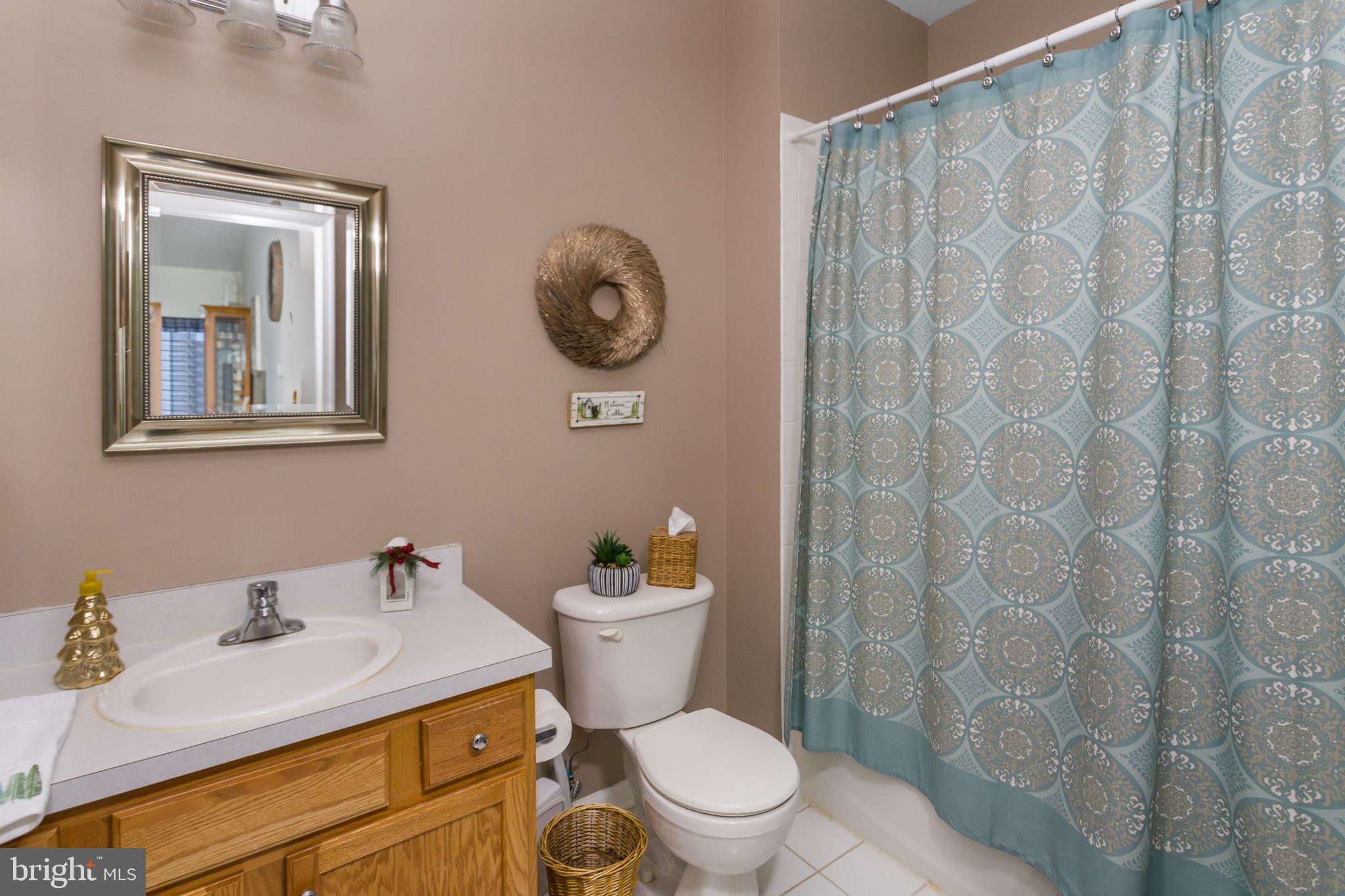 143 Burholme Drive Hamilton, NJ 08691 - Photo 17 of 22 Hall bathroom