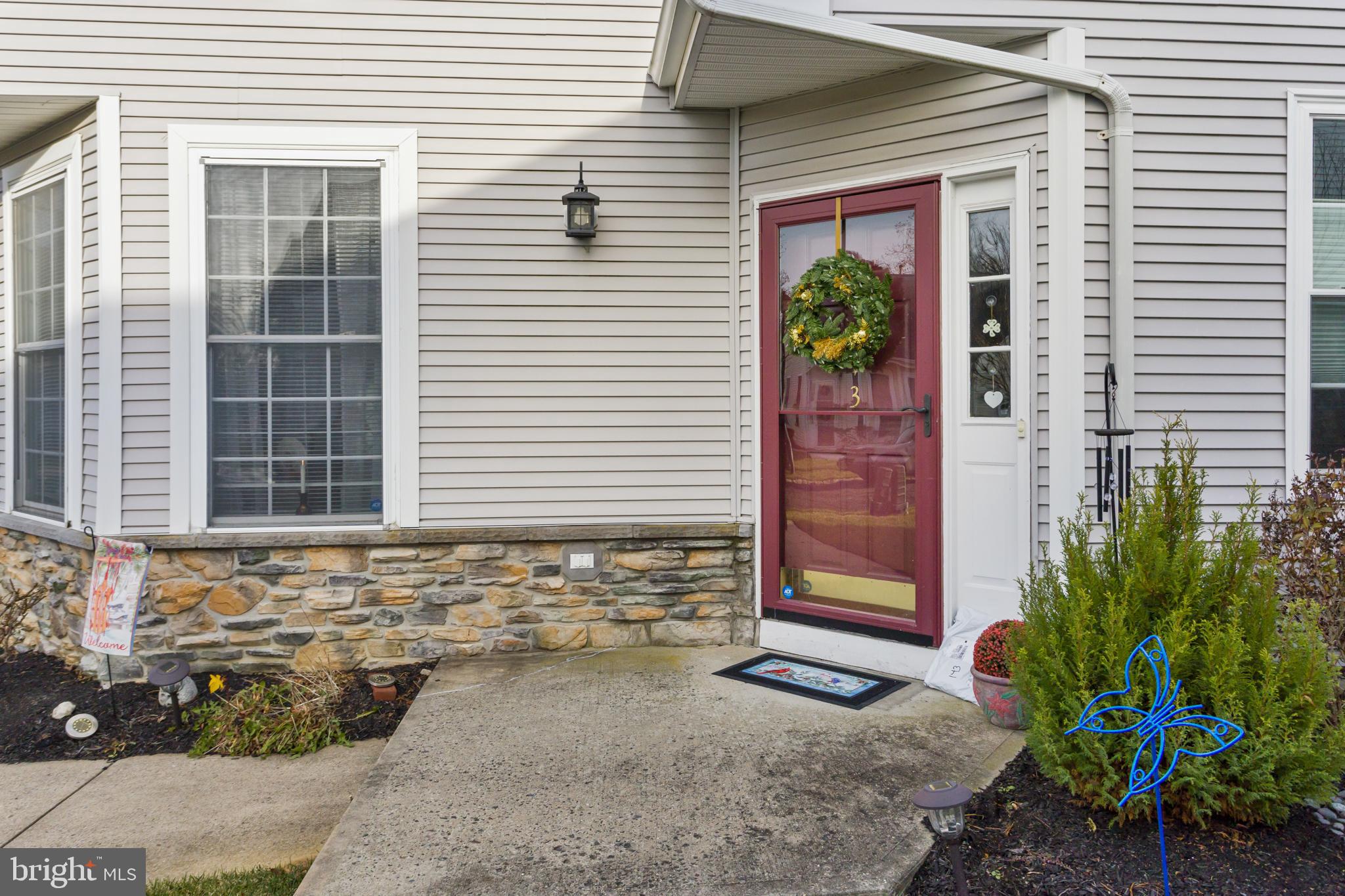 143 Burholme Drive Hamilton, NJ 08691 - Photo 3 of 22
