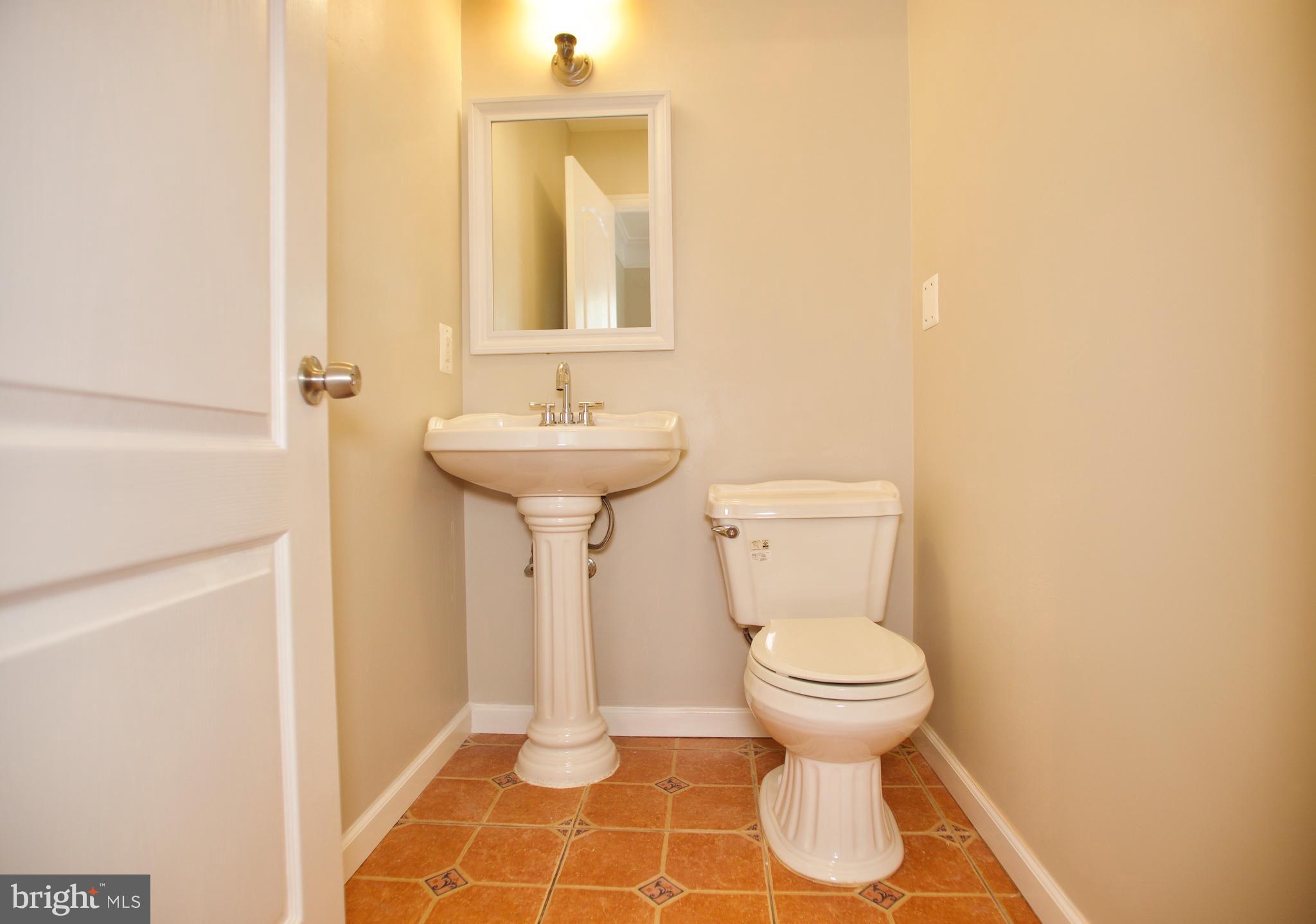 2507 Weisman Road Silver Spring, MD 20902 - Photo 17 of 43