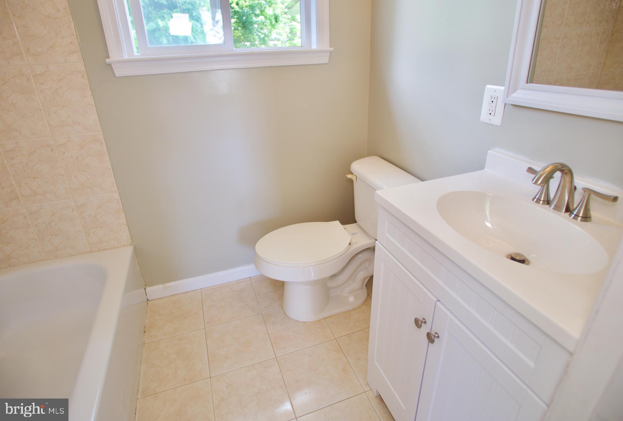 2507 Weisman Road Silver Spring, MD 20902 - Photo 35 of 43 Master bath