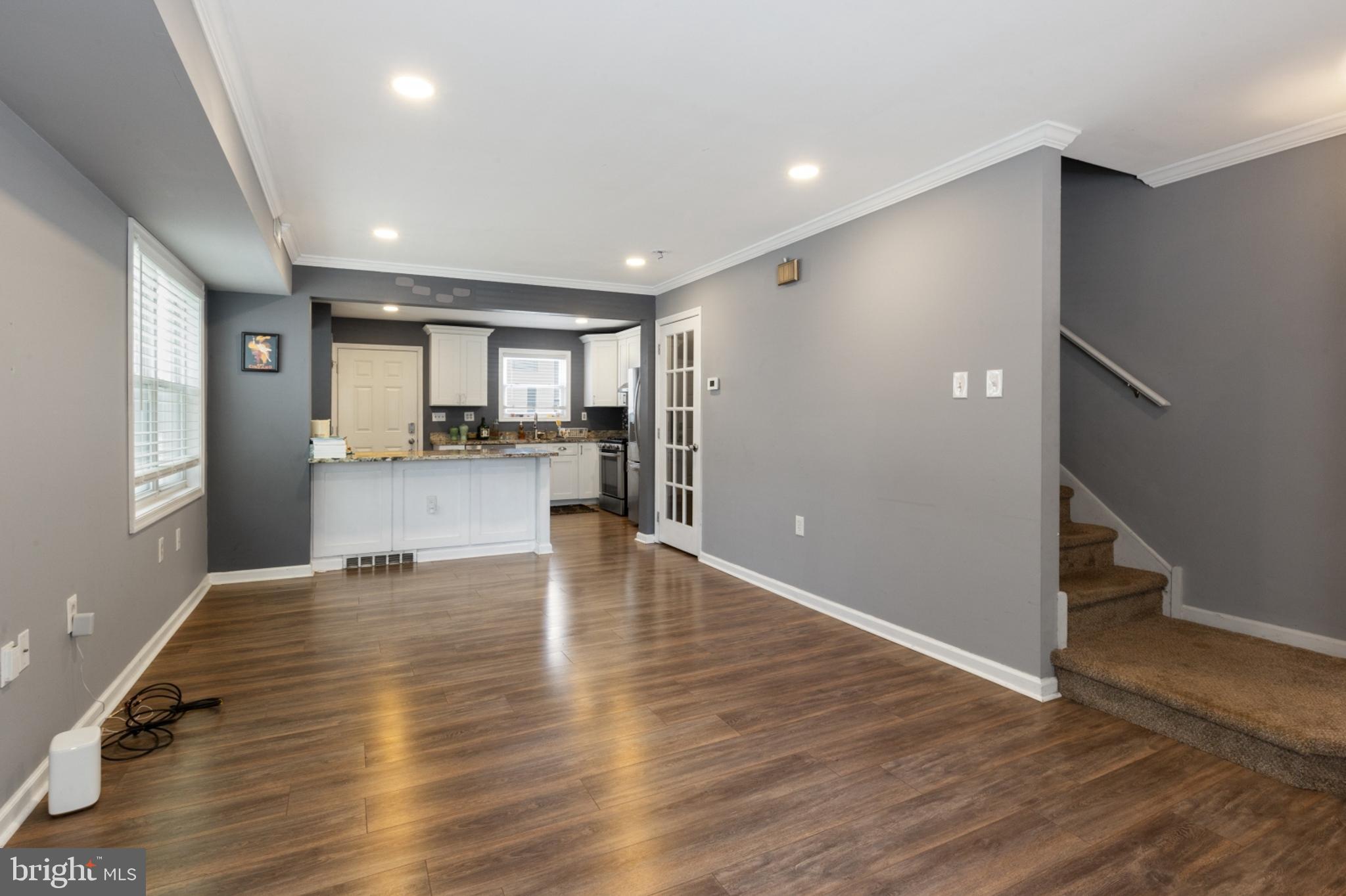 1719 Ridge Avenue Philadelphia, PA 19130 - Photo 3 of 32