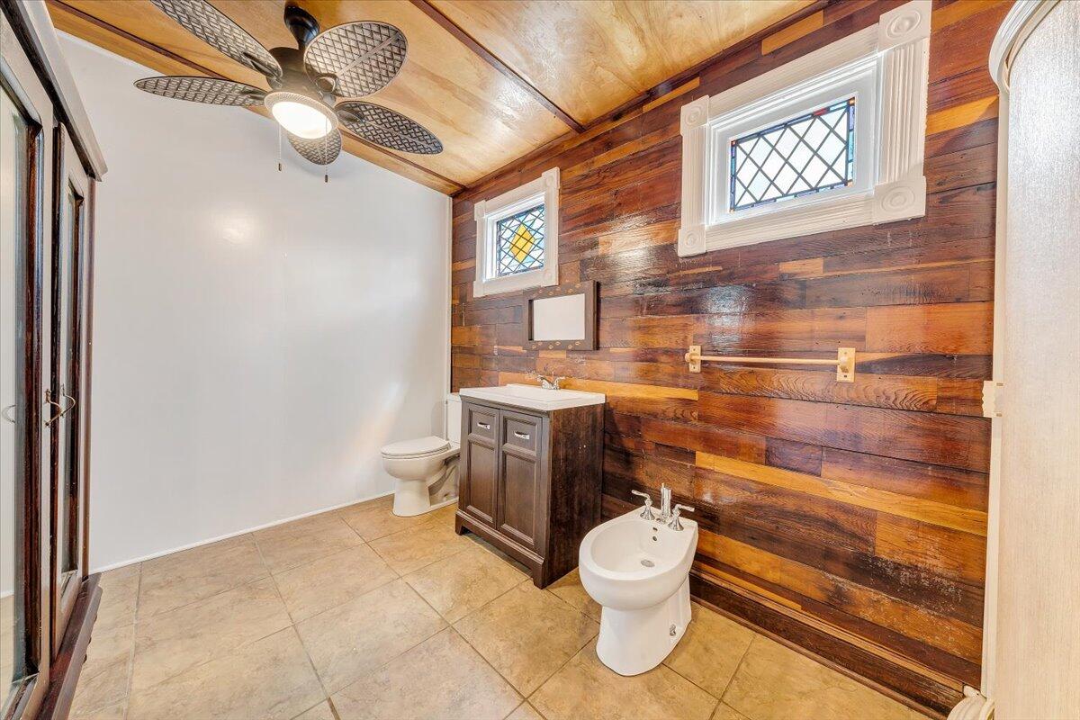 5297 Peaks Road Bedford, VA 24523 - Photo 24 of 68 21-MIB02042