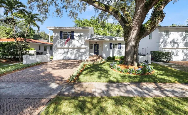 $1,749,000 | 911 Andres Avenue, Coral Gables, FL 33134