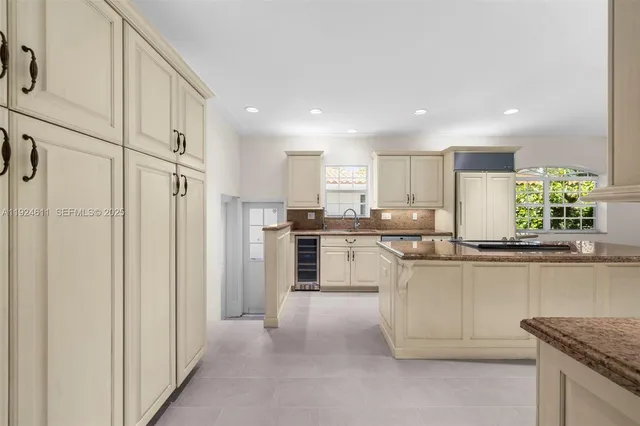 $1,749,000 | 911 Andres Avenue, Coral Gables, FL 33134