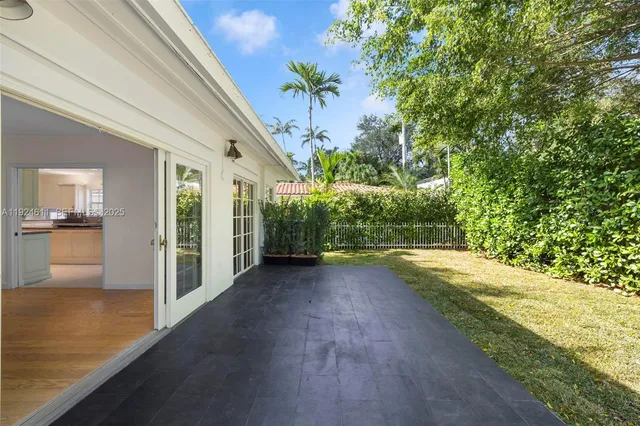 $1,749,000 | 911 Andres Avenue, Coral Gables, FL 33134
