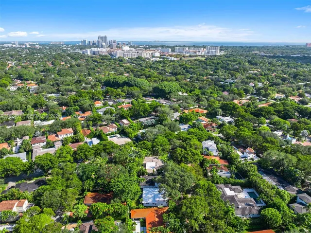 $1,749,000 | 911 Andres Avenue, Coral Gables, FL 33134