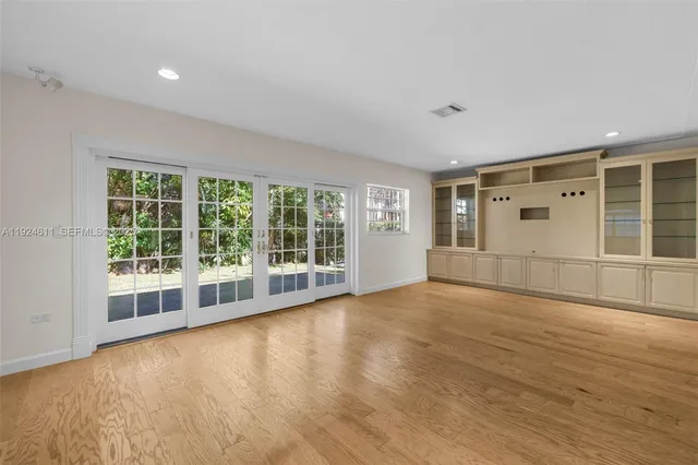 $1,749,000 | 911 Andres Avenue, Coral Gables, FL 33134