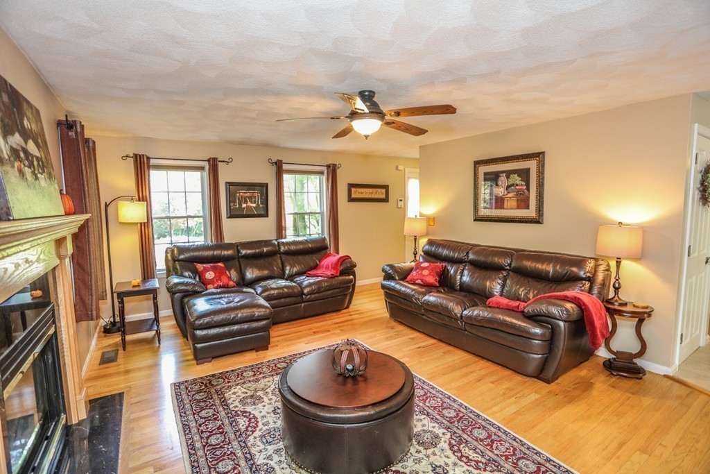 132 Norris Road Tyngsborough, MA 01879 - Photo 15 of 30 Gallery Image 15