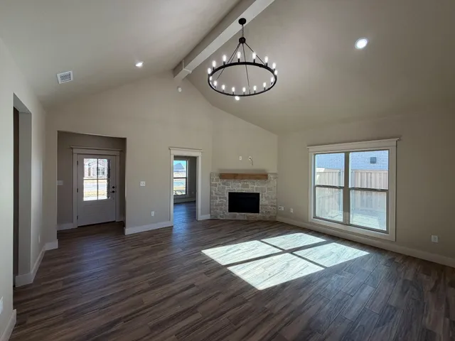 $2,400 | 409 Essex Lane, Wolfforth, TX 79382