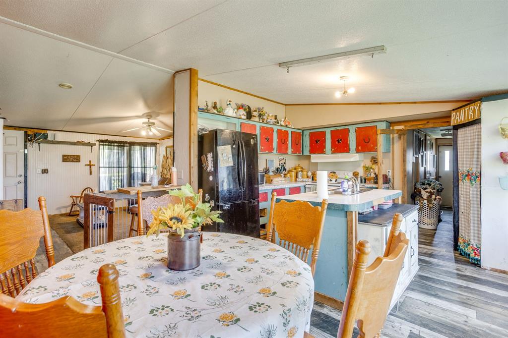 1100 Knob Road Springtown, TX 76082 - Photo 12 of 28