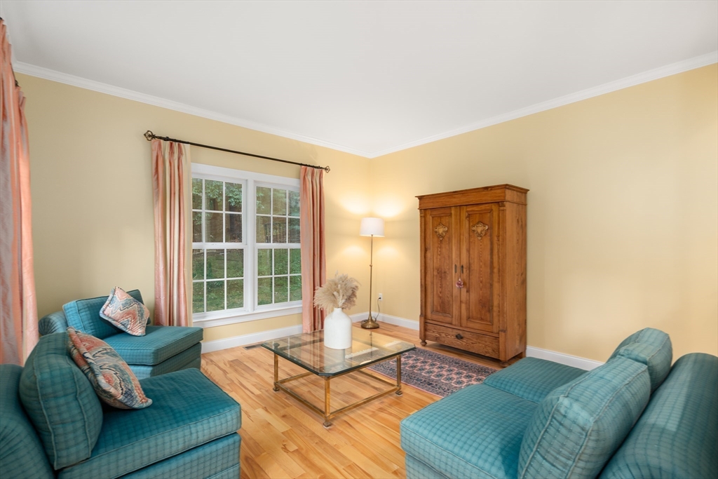 111 Dutton Road Sudbury, MA 01776 - Photo 13 of 42