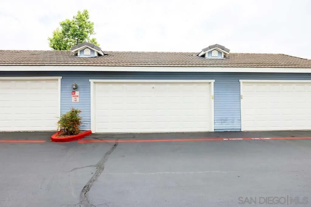 13945 Midland Road Poway, CA 92064 - Photo 5 of 26