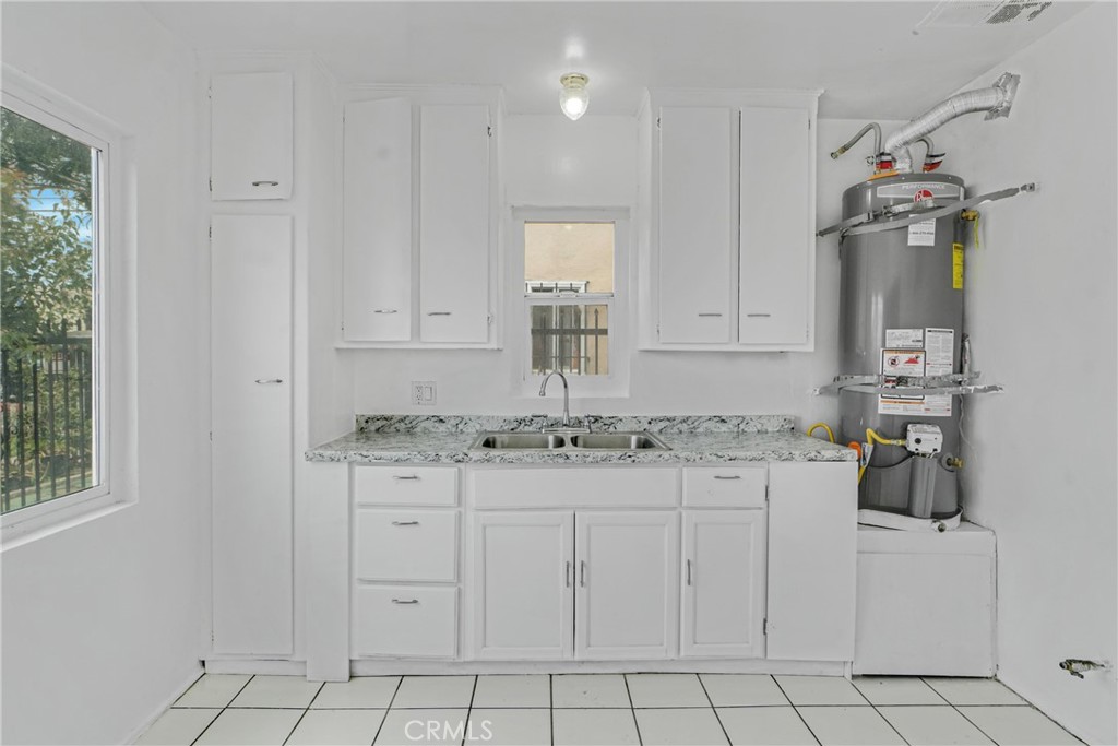904 South Bullis Road Compton, CA 90221 - Photo 7 of 21