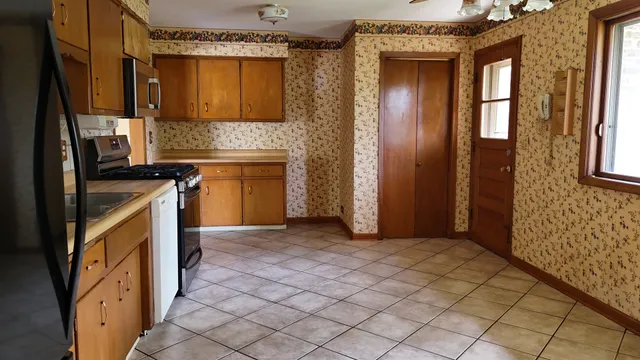 $699,998 | 494 Atwood Court, Elmhurst, IL 60126