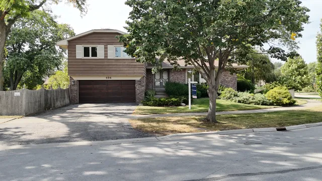 $699,998 | 494 Atwood Court, Elmhurst, IL 60126