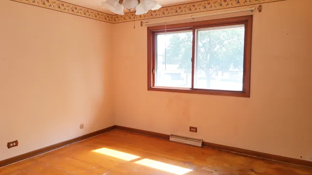 $699,998 | 494 Atwood Court, Elmhurst, IL 60126