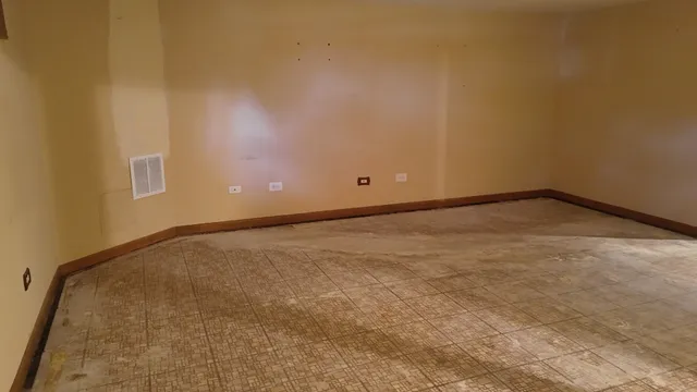 $699,998 | 494 Atwood Court, Elmhurst, IL 60126