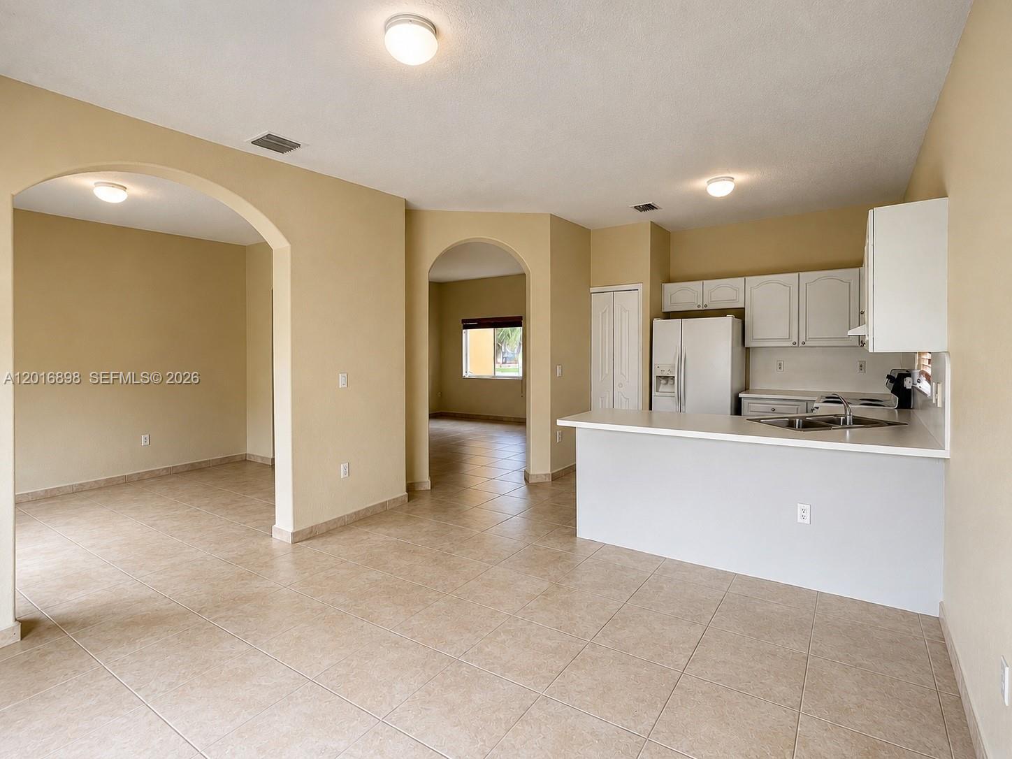 705 Southeast 13th Terrace Homestead, FL 33033 - Photo 3 of 15