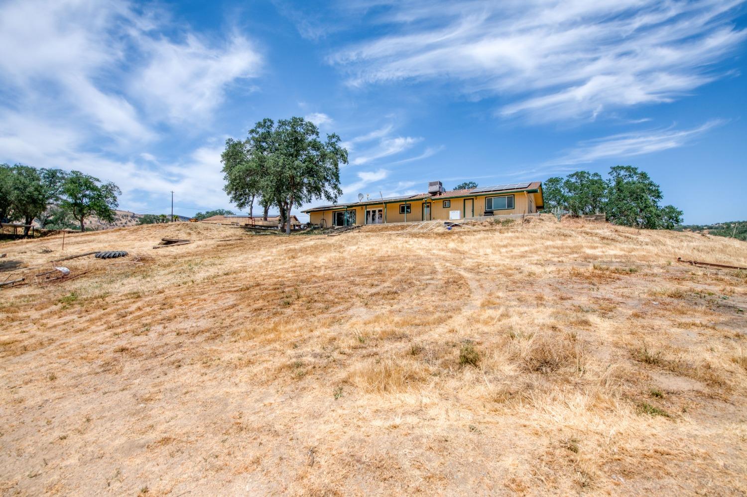 22452 Goldrush Lane Clovis, CA 93619 - Photo 27 of 36 a view of a lake view